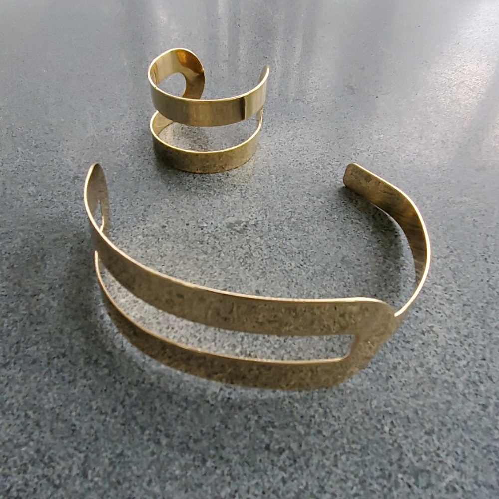 Necklace and Bracelet Set